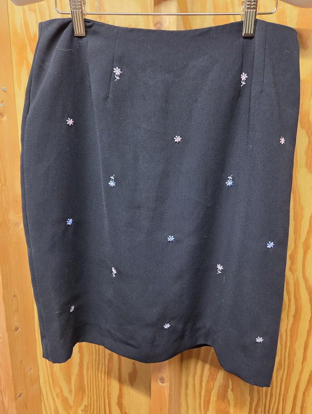 Requirements Vintage 90s Y2K Black Embroidered Floral Midi Skirt Size 12